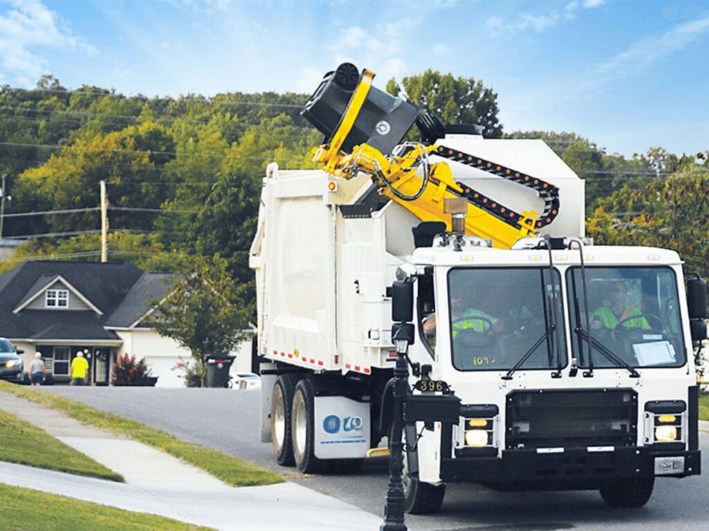 chinese garbage truck 5